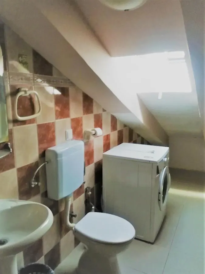 Studio P 18 - 25 M2 0*, Fiume Horvátország