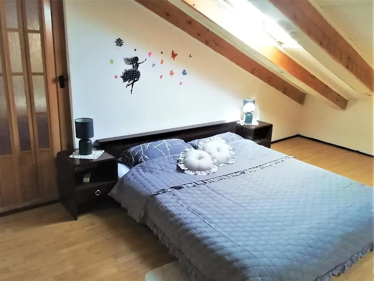Studio P 18 - 25 M2 Apartman